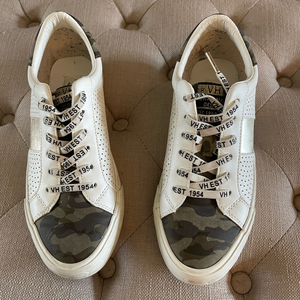 Vintage Havana sneakers